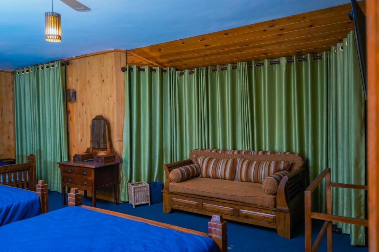 Blue Moon Residency Hotel Нувара Елия Екстериор снимка